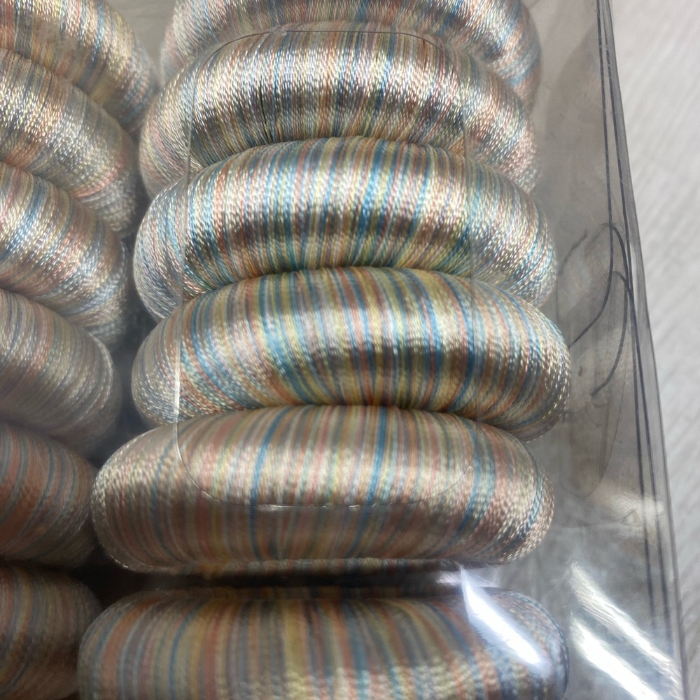 Spring Yarn Wrap Napkin Rings Set - Multicolor - Picture 3 of 10
